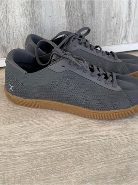 Flux Footwear Adapt Trainer Sneaker Mens 9.5 Gray Athletic Knit Shoes NO INSOLES